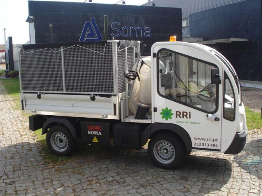 Goupil G3 Leaf Collector 2008 года  (фото 2 из 3)
